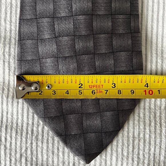 Christian Dior Vintage Grey Silver 100% Silk Neck Tie - Picture 2 of 7